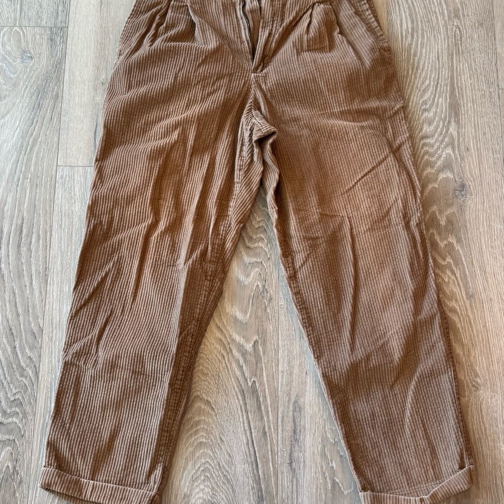 Eddie Bauer Vintage Women's Tan High Waisted Corduroy Pants Size 10 Trousers